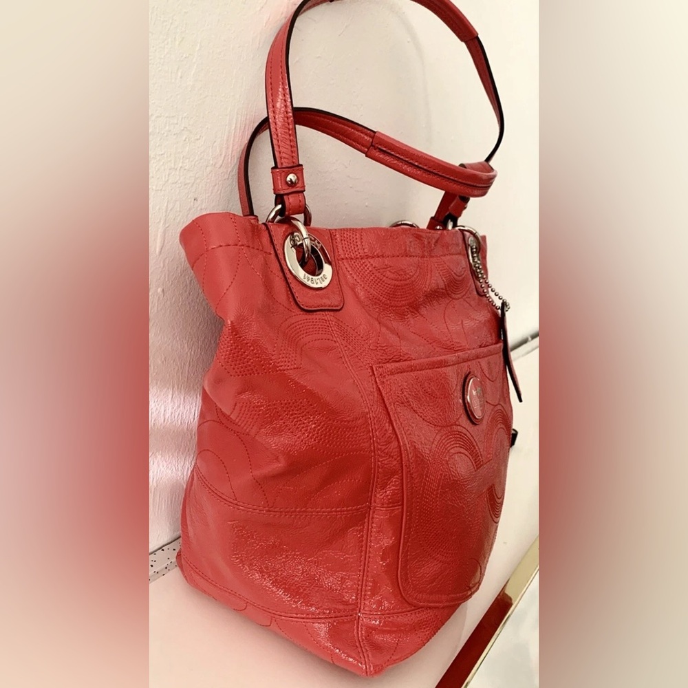 COACH Bag NEW (never used) 2012 Coral Orange Tote Silver Hardware Logo hangtags - Picture 4 of 13